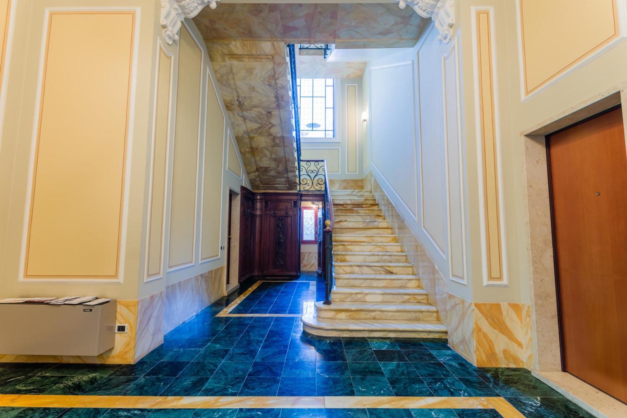 Regal Villa With Como Lake View And Free Parking 贝拉焦 外观 照片